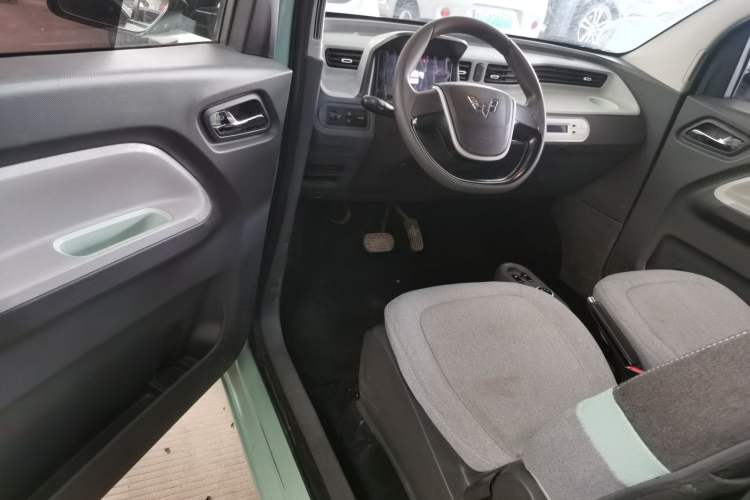 Used Wuling Hongguang MINIEV 2021 Macaron Fashion Model Lithium Iron Phosphate