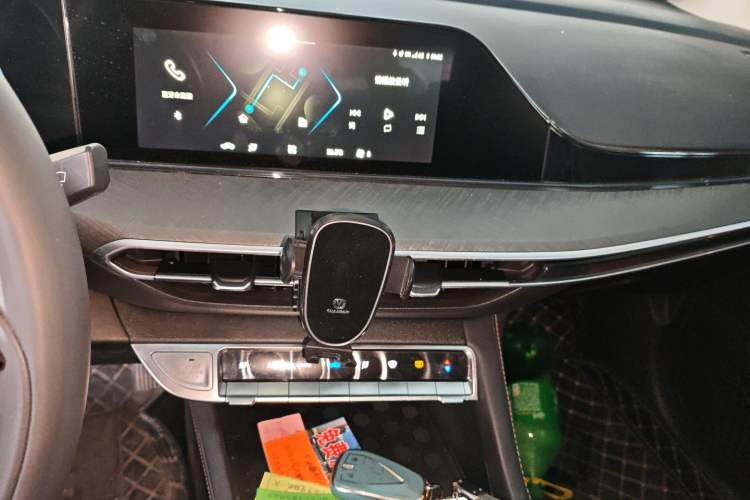 Used Changan Eado 2023 Changan Edition PLUS Blue Whale NE 1.4T GDI DCT Prestige Version