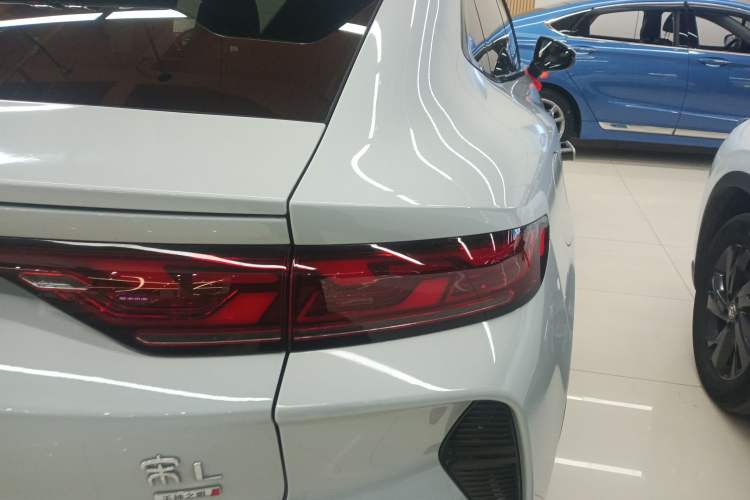 Used BYD Song L EV 2025 Intelligent Driving Version 662 km LiDAR Excellence Edition