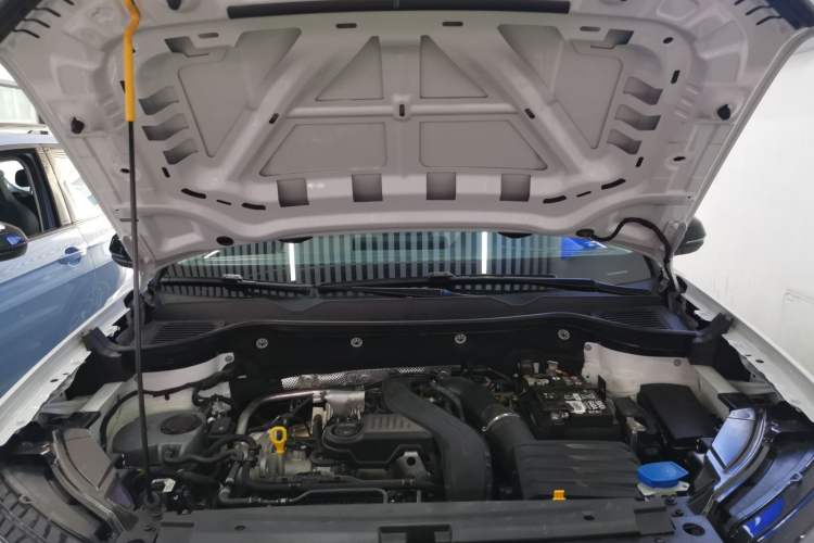 Used Volkswagen Tharu 2024 300TSI Two-Wheel-Drive Moon Luxury Edition
