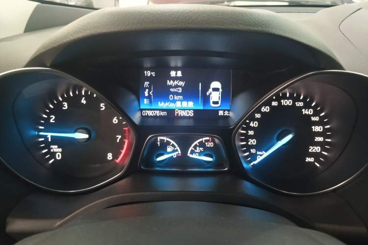 Used Ford Kuga 2018 EcoBoost 180 Two-Wheel-Drive Luxury Wing Edition
