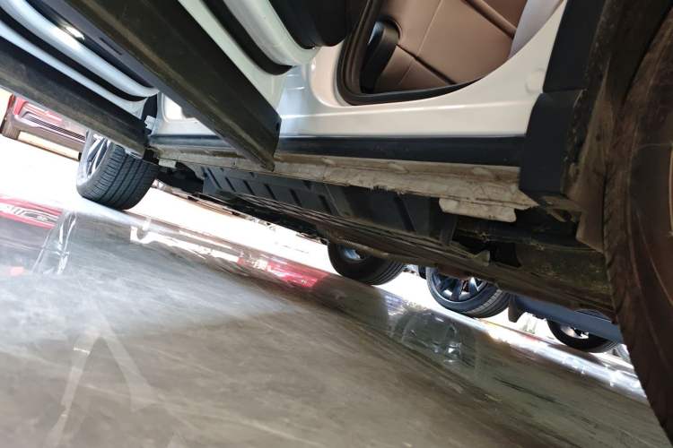 Used BYD Song Pro New Energy 2024 HONOR Edition DM-i 71KM Navigation Model
