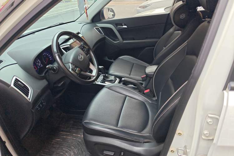 Used Hyundai ix25 2017 1.6L Automatic Smart Version
