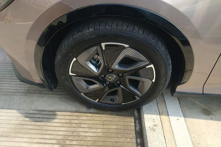 Used Toyota bZ3 2023 616 km Long-Range Premium