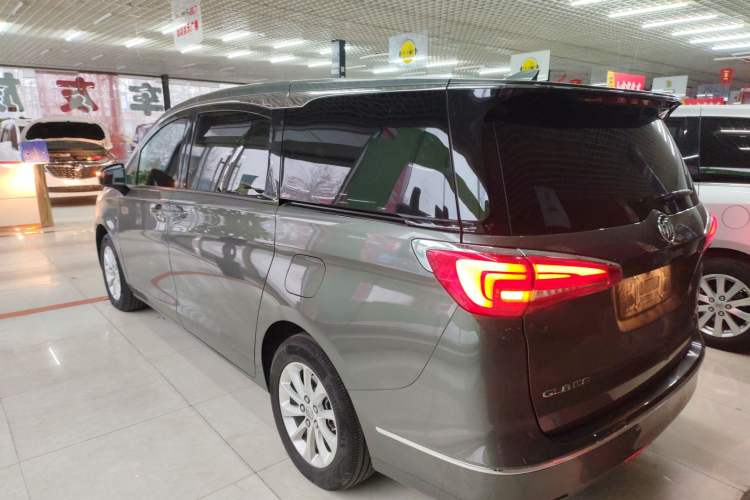 Used Buick GL8 2017 ES 28T Comfort Model China V Standard
