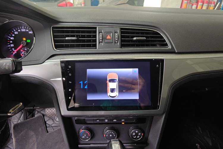 Used Volkswagen Lamando 2017 230TSI DSG Fashion Edition