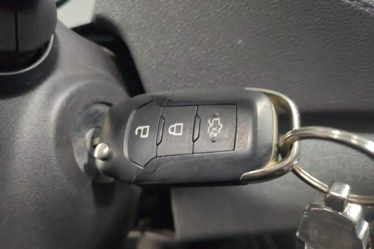 Used Ford Escort 2017 Happiness Edition 1.5L Automatic Fashion Version
