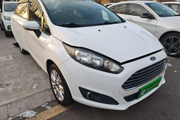 Used Ford Fiesta 2013 Sedan 1.5L Automatic Fashion Edition