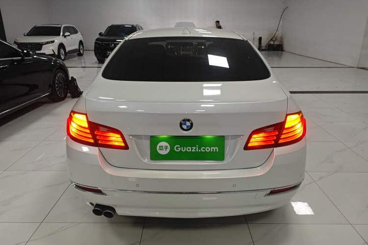 Used BMW 5 Series 2017 525Li Leading Model
