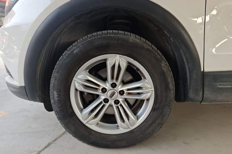 Used Qoros 5 2018 Revised Version 1.6T Automatic Leading Edition
