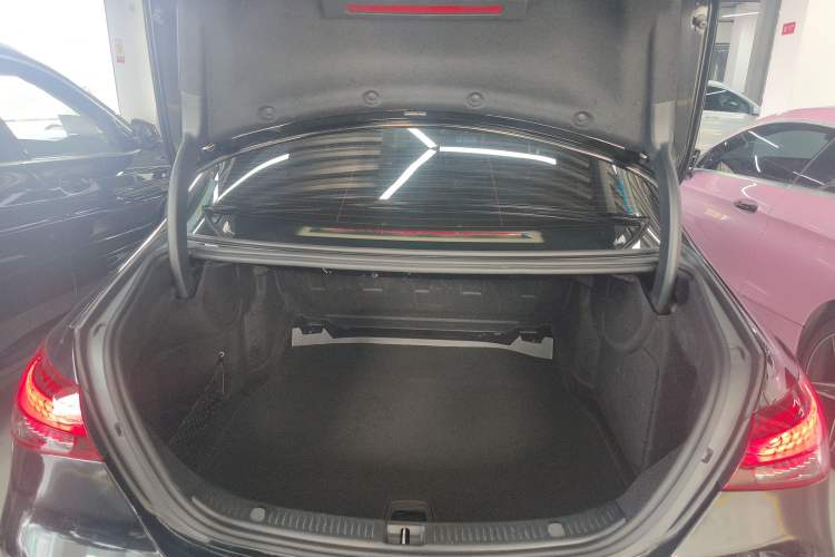 Used Mercedes-Benz E-Class 2022 E 300 L Luxury Model
