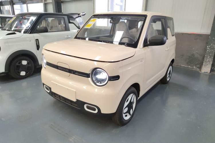 Used Geely Galaxy Panda 2025 210 km – Yuanqi Bear