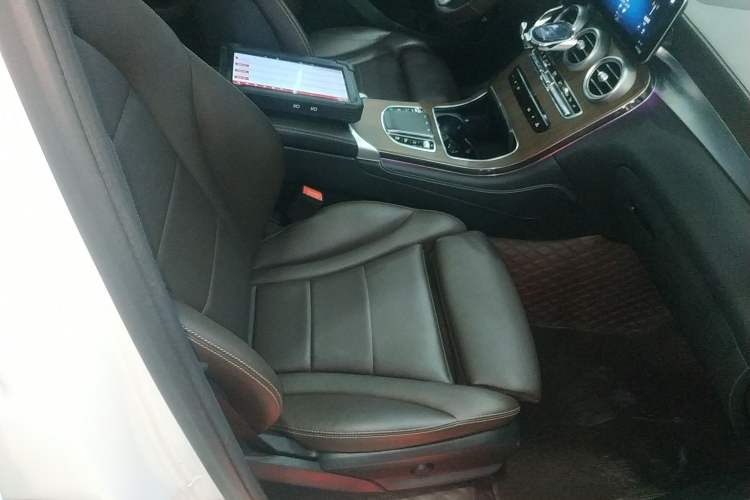 Used Mercedes-Benz GLC 2020 GLC 300 L 4MATIC Luxury Model