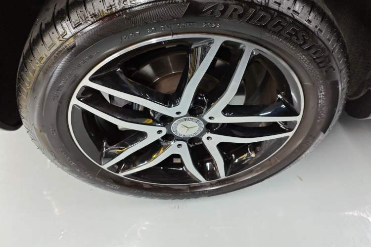 Used Mercedes-Benz GLA 2015 GLA 220 4MATIC Fashion Model
