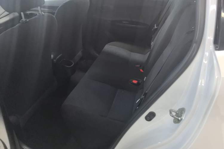 Used Toyota YARiS L 2016 Revised 1.5E CVT Charming Edition