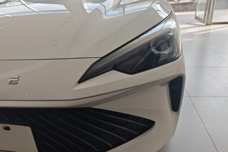 Used Roewe i5 2026 Model 1.5L CVT Luxury Version