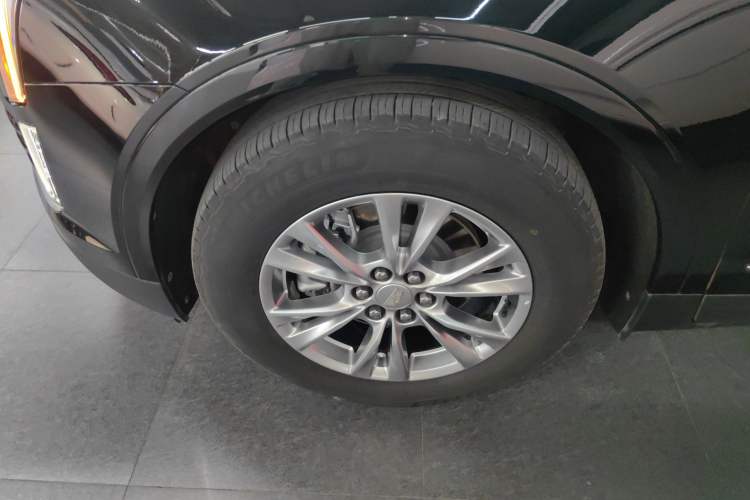 Used Cadillac XT5 2022 2.0T Two-Wheel Drive Luxury Version
