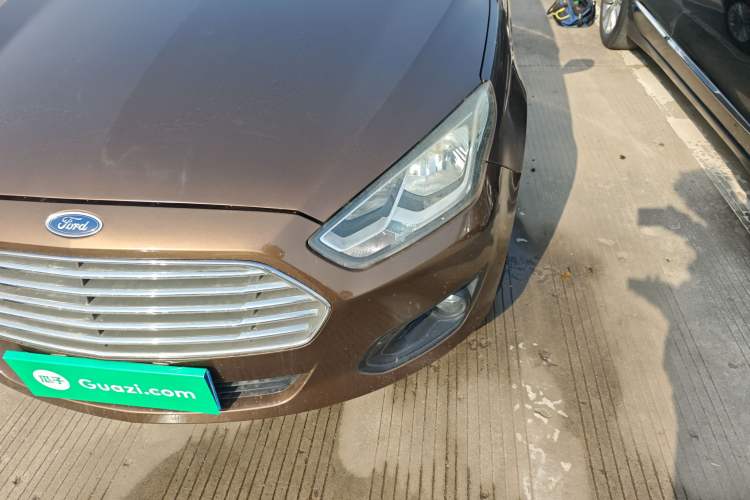 Used Ford Escort 2015 1.5L Automatic Comfort Model
