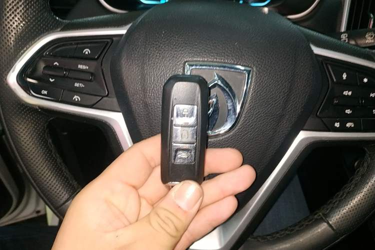 Used Baojun 530 2021 Global Car Anniversary Edition 1.5T CVT Prestige Connected Model 7 Seats
