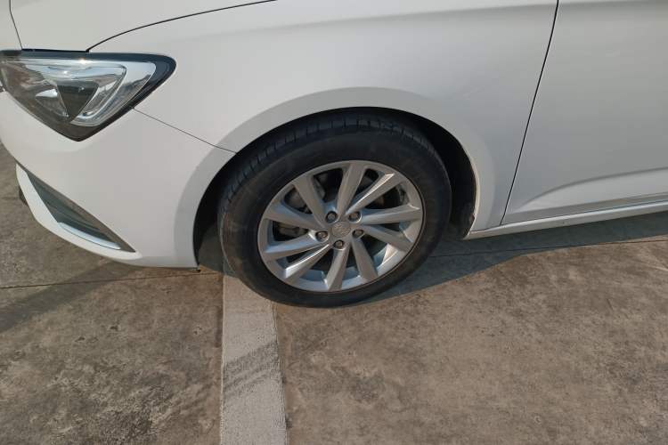 Used Buick Verano 2017 Sedan 15S Automatic Leading Model
