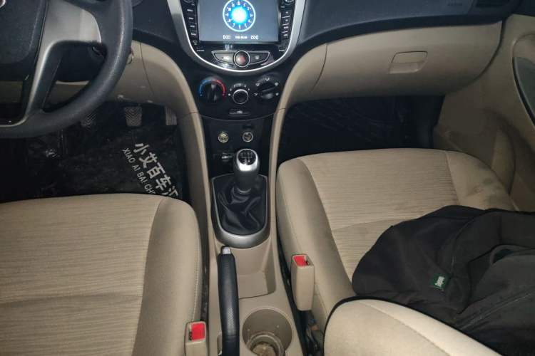 Used Hyundai Verna 2014 1.4L Manual Smart GLS Trim
