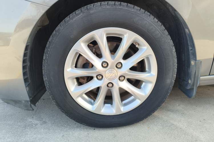 Used Buick GL6 2018 18T 6-Seater Luxury Model
