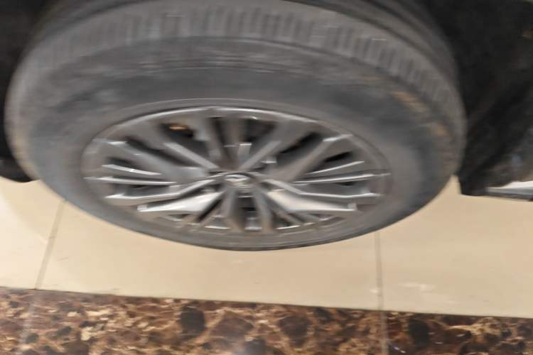 Used Toyota Wildlander 2023 Dual-Motor 2.5L E-CVT Four-Wheel Drive Prestige Edition
