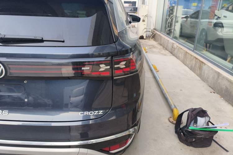 Used Volkswagen ID.6 CROZZ 2022 Long-Range PRO Edition