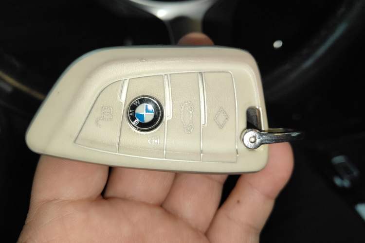 Used BMW X2 2021 Updated xDrive25i Midnight Edition
