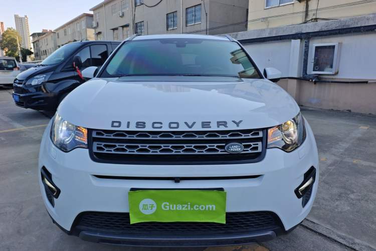 Used Land Rover Discovery Sport 2018 240 PS SE Version
