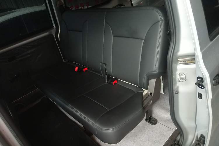 Used Wuling Hongguang V 2022 1.5L Jingqu Edition Electric-Assist LAR
