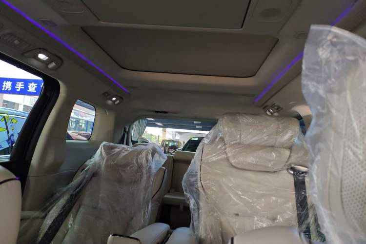 Used GAC Trumpchi Xiangwang M8 2025 Kunkun Series Ultra First-Class Cabin
