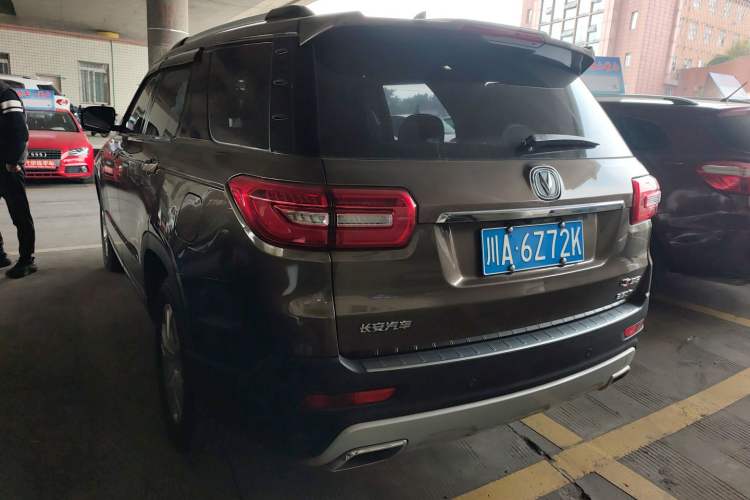 Used Changan CS95 2017 2.0T Two-Wheel Drive Zhiyuan Edition