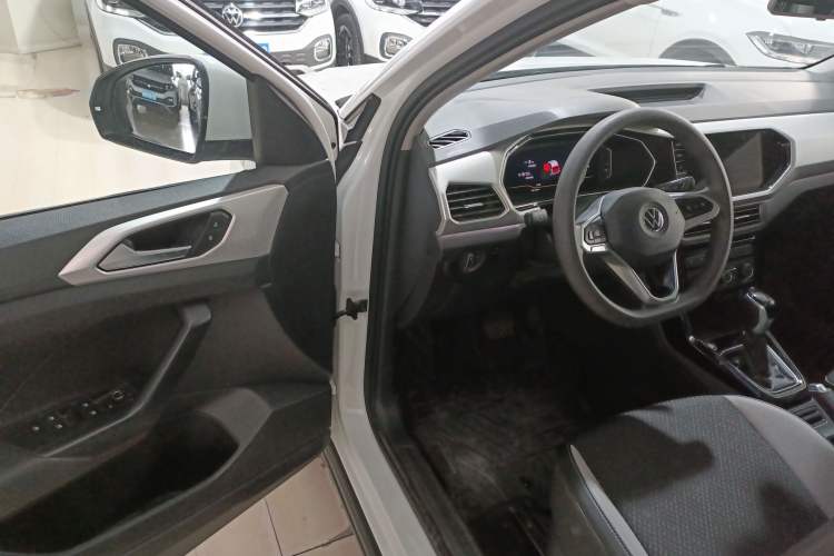 Used Volkswagen Tacqua 2023 200TSI DSG Joy-Connect Edition