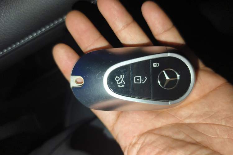 Used Mercedes-Benz EQS SUV 2023 450+