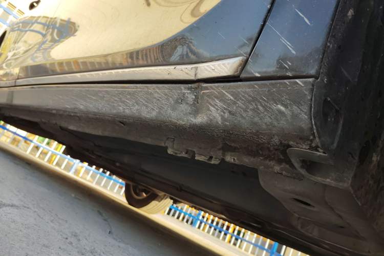 Used Roewe 950 2015 1.8T Elite Edition