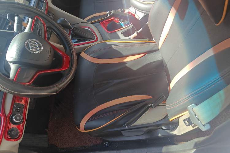 Used Buick GT 2015 15N Automatic Elite Version
