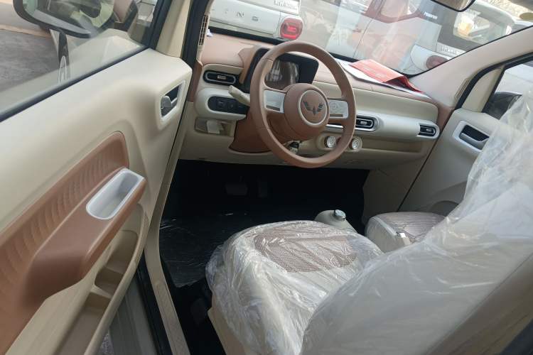 Used Wuling Hongguang MINIEV 2024 3rd Generation 215km Youth Edition