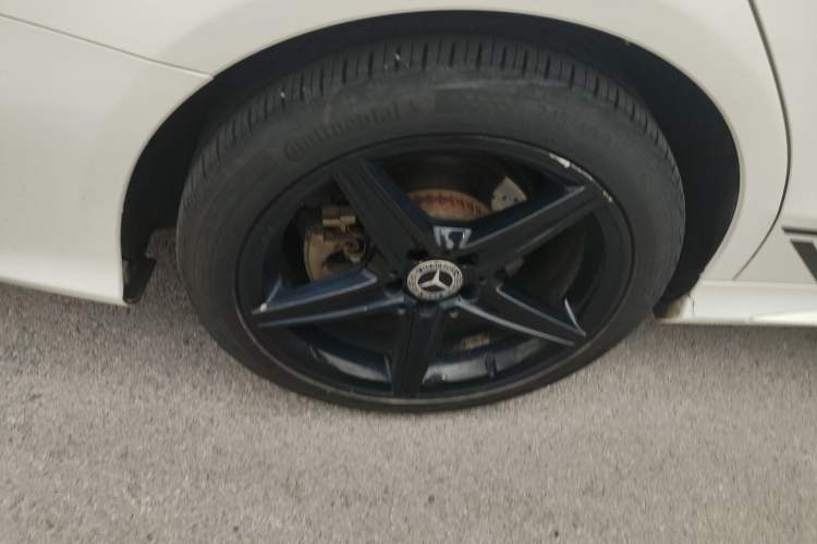 Used Mercedes-Benz C-Class 2017 Facelift C 200 Station Wagon
