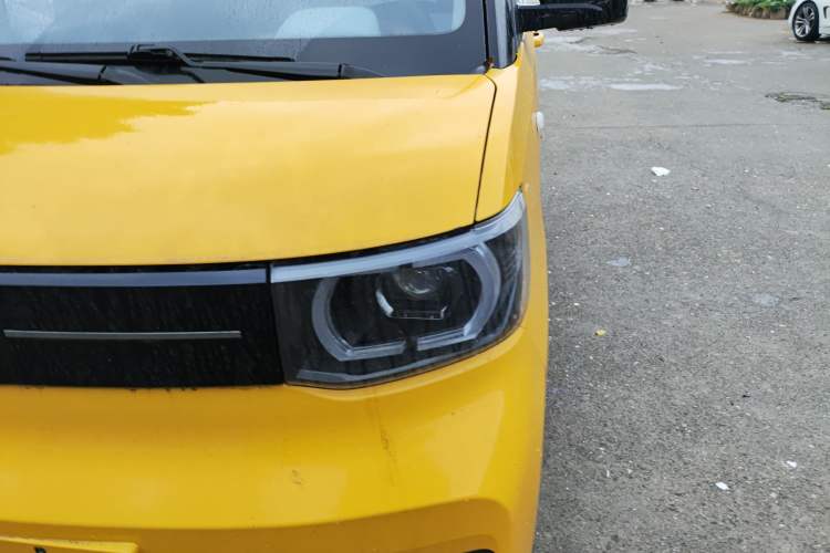 Used Wuling Hongguang MINIEV 2022 Macaron Fashion Model Lithium Iron Phosphate