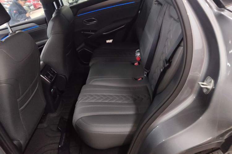 Used BYD Song L DM-i 2025 Intelligent Driving Version 160 km Beyond-Range Type