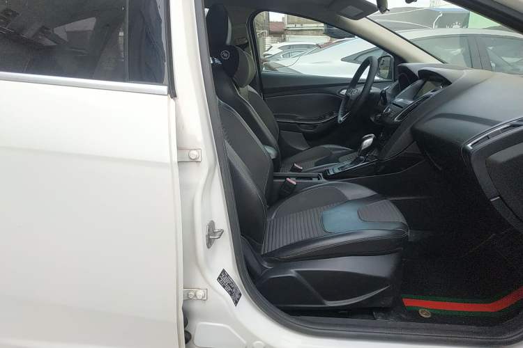 Used Ford Focus 2017 Hatchback EcoBoost 180 Automatic Elite Model
