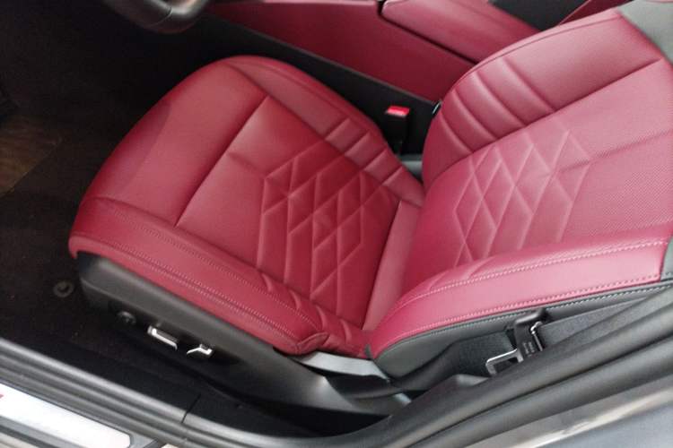 Used BMW 5 Series 2024 530Li Luxury Edition M Sport Package
