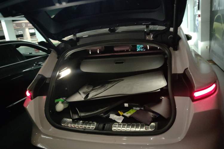 Used Nio ET5 2025 75 kWh
