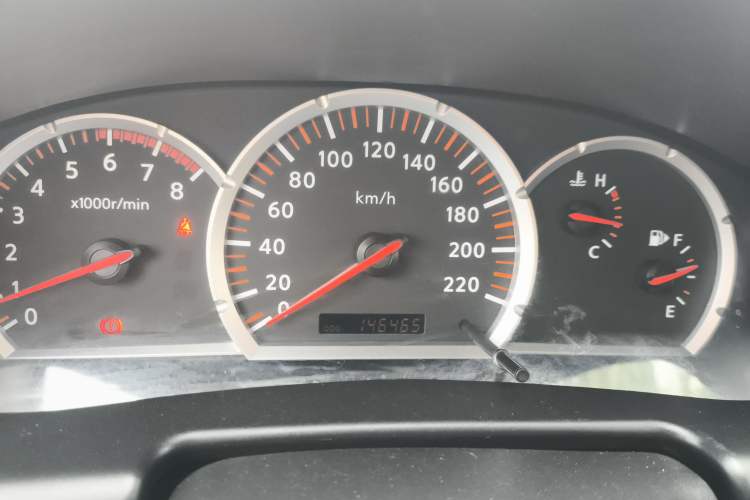 Used Nissan Paladin 2013 2.4L 4x4 Luxury Version China V Standard
