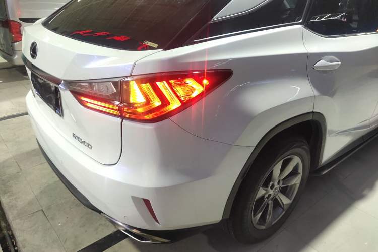 Used Lexus RX 2016 300 Two-Wheel Drive Comfort Edition China V Standard
