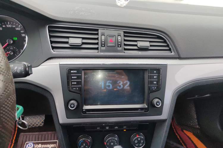 Used Volkswagen Lamando 2017 230TSI DSG Fashion Edition