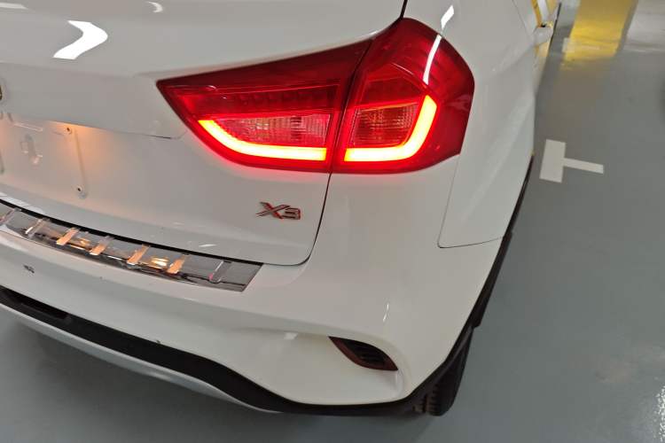 Used Geely Auto Vision X3 2017 1.5L Automatic Luxury Model