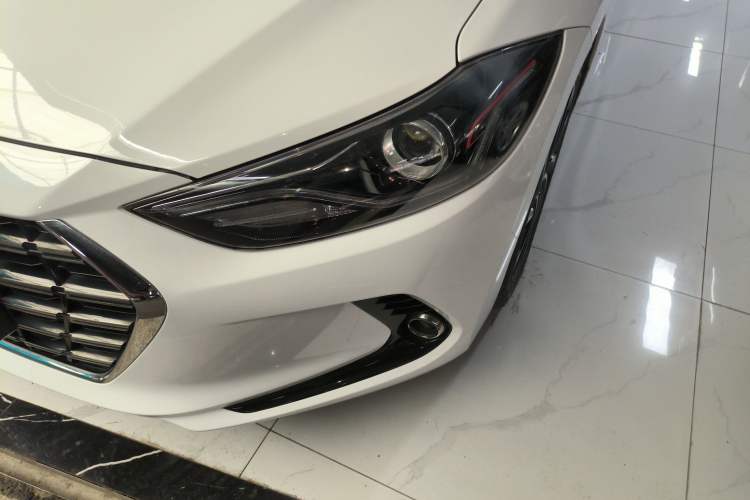 Used Hyundai Elantra 2019 1.4T Dual-Clutch Xuan Dong · Dynamic Model
