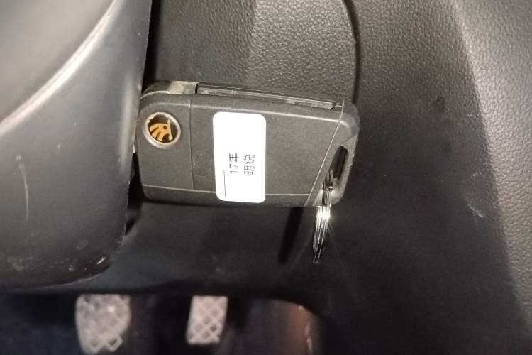 Used Skoda Octavia 2017 1.6L Manual Smart Drive Edition